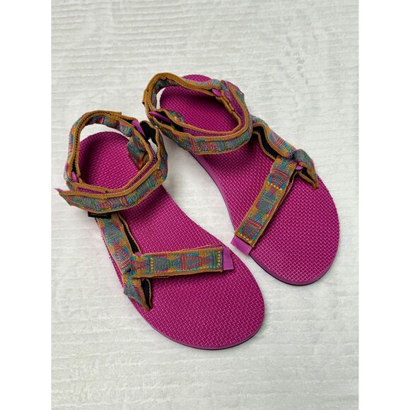 TEVA Universal Sandal in Aztec Mosaic, Pink Insole, Black Sole, Sz 9 - Picture 1 of 11